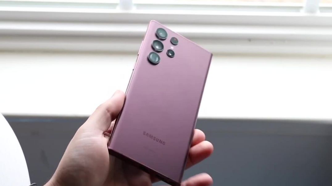 ⁣Androids With The Best Battery Life! (2022)