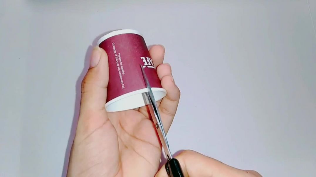 ⁣DIY EYESHADOW- SHIMMER TRIO _ _3 IN 1_  _ HOMEMADE EYESHADOW TRIO _ HOW TO MAKE EYESHADOW TRIO #kaja