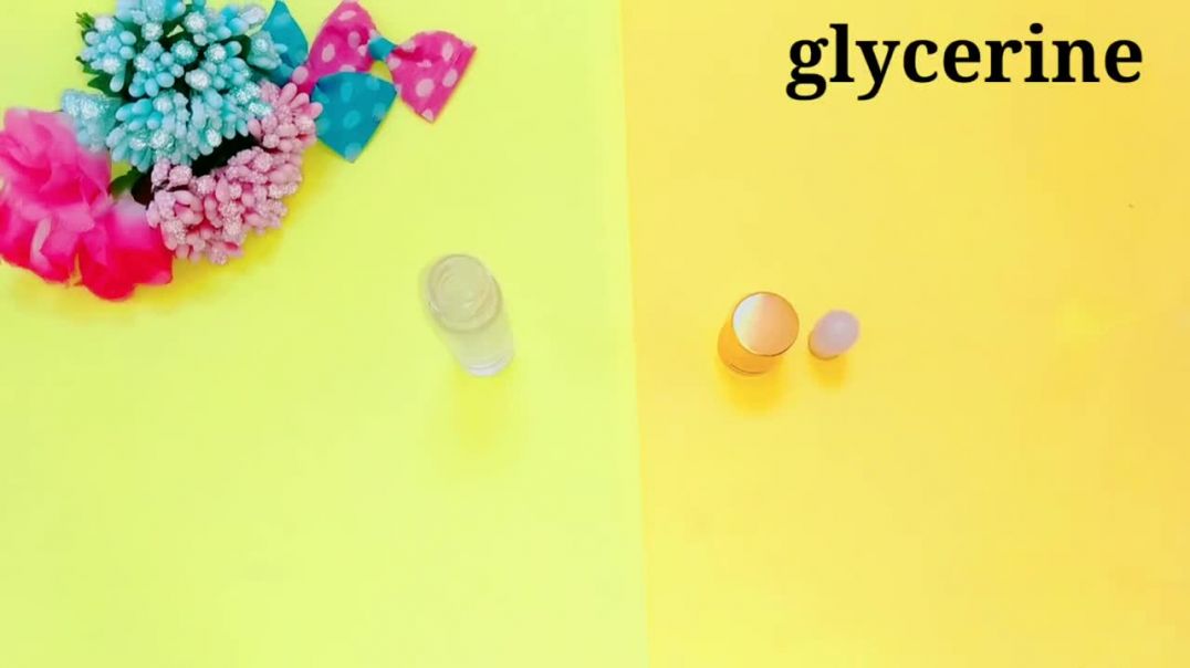 DIY Lip Oil __ How to make lip oil at home __ Homemade lip oil __ DIY Homemade lip oil __