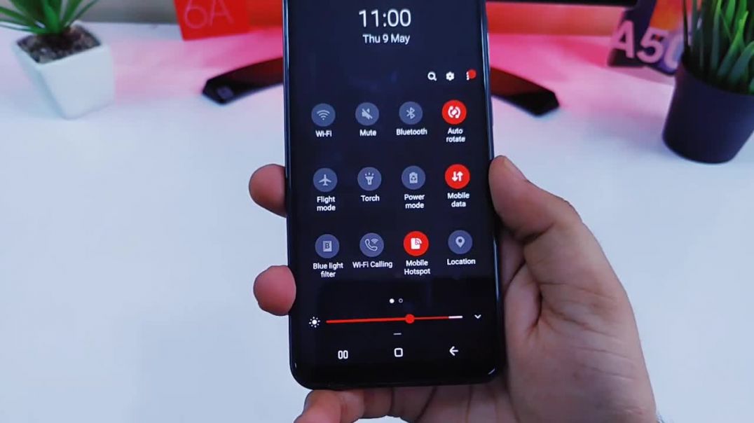 ⁣Best Samsung Themes for your Samsung Galaxy A50 - One UI customization