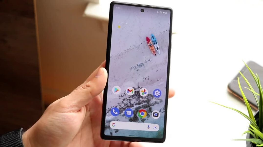 Google Pixel 6 In 2022! (Review)