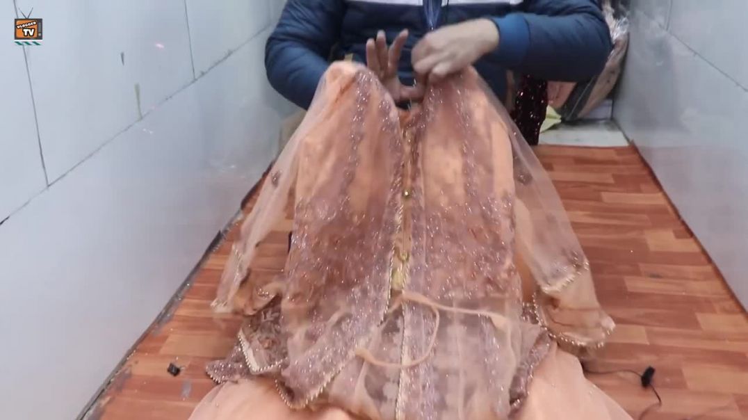 Designer Gown Personal Use के लिए भी  मंगवाए सीधा Wholesaler से।