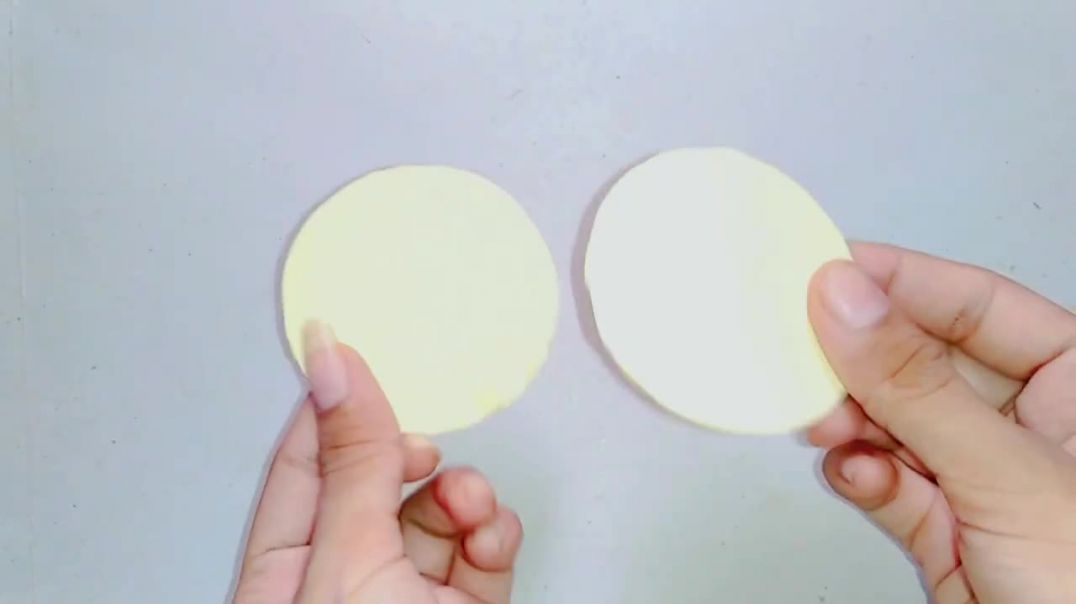 ⁣How to Make Donut Eyeshadow Pallet __ DIY Donut Eyeshadow Pallet __ DIY Donut Container __