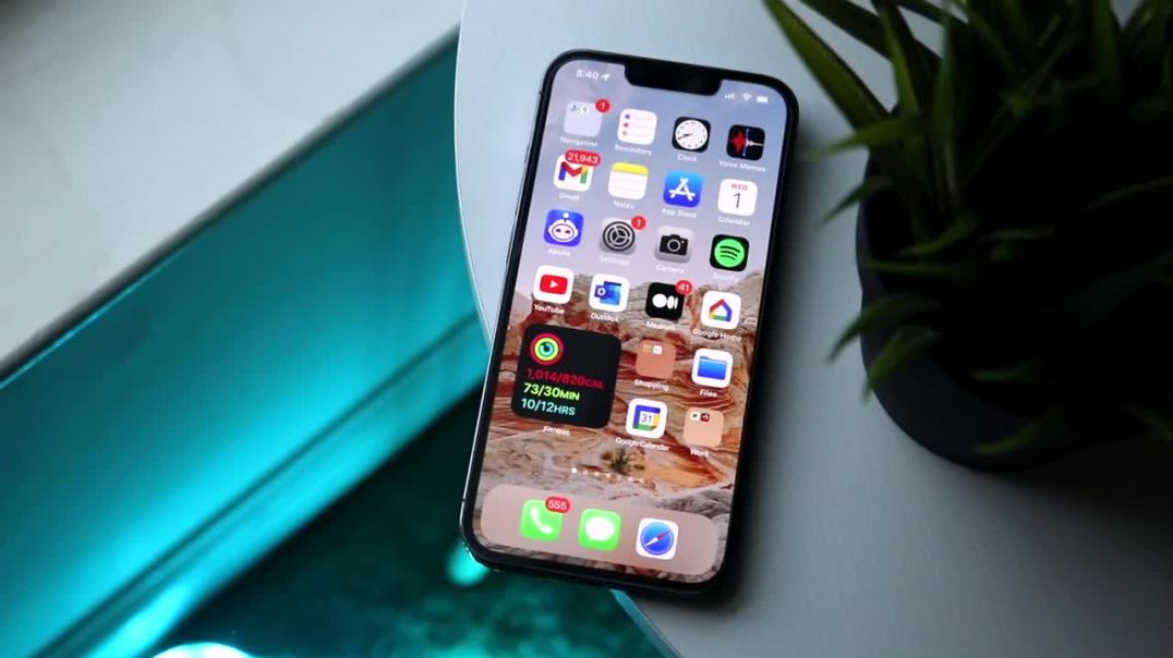 iPhone 13 Pro In 2022! (Review)