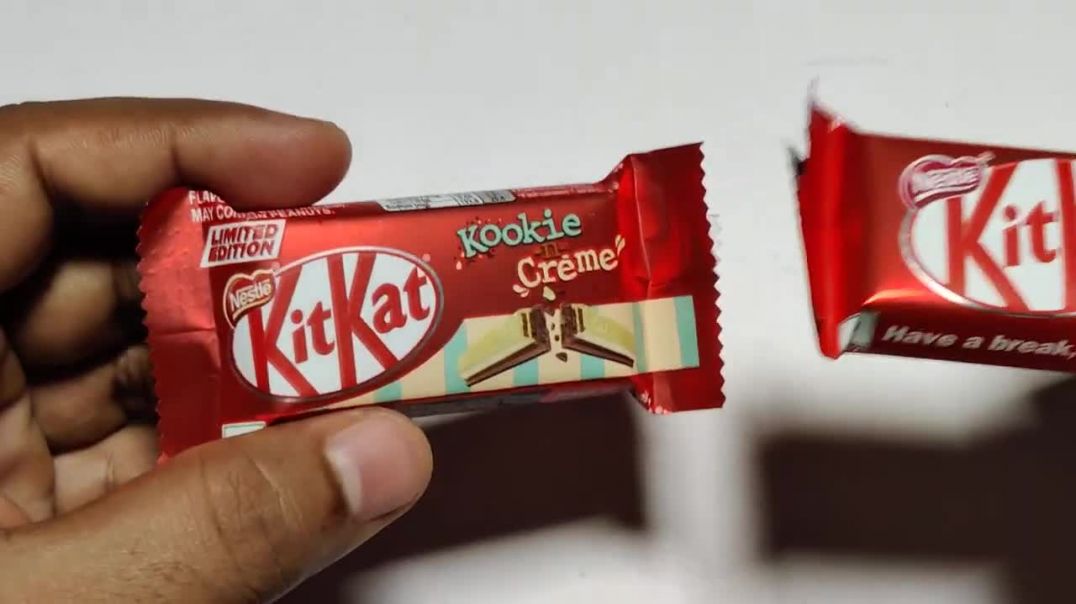 ⁣KitKat Regular Vs KitKat Kookie &amp;amp; Cream