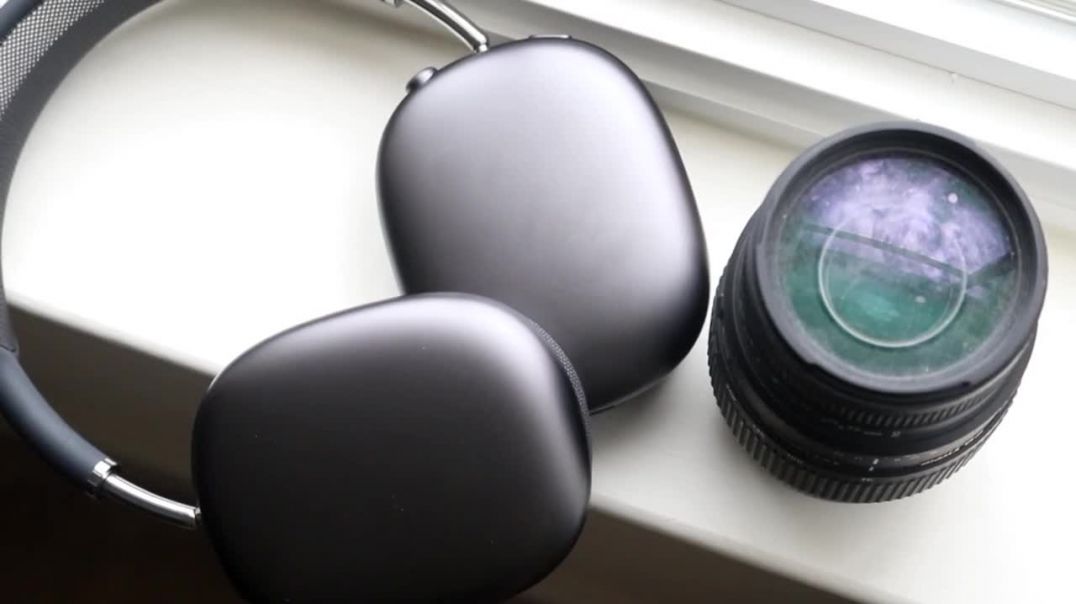 ⁣AirPod Max In 2022! (Review)