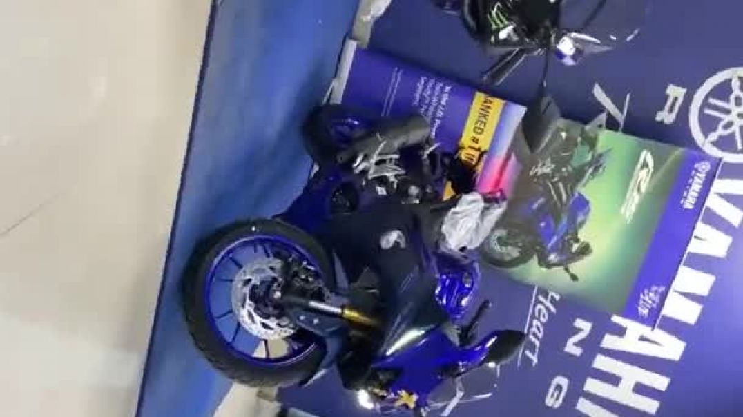 ⁣Pre-delivery Cinematic Shot of My R15 V4 Racing Blue(1)
