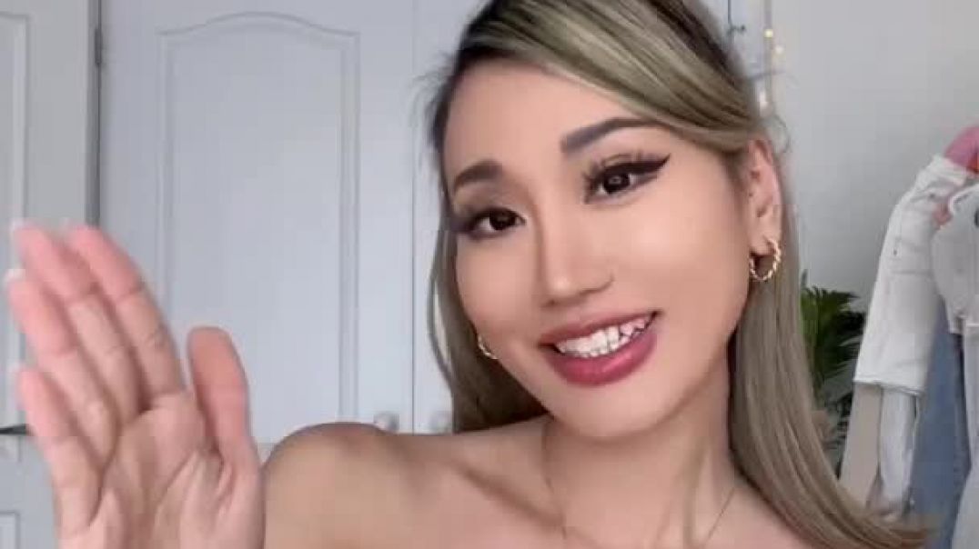 Do we see Ari or Wengie 😆 #shorts