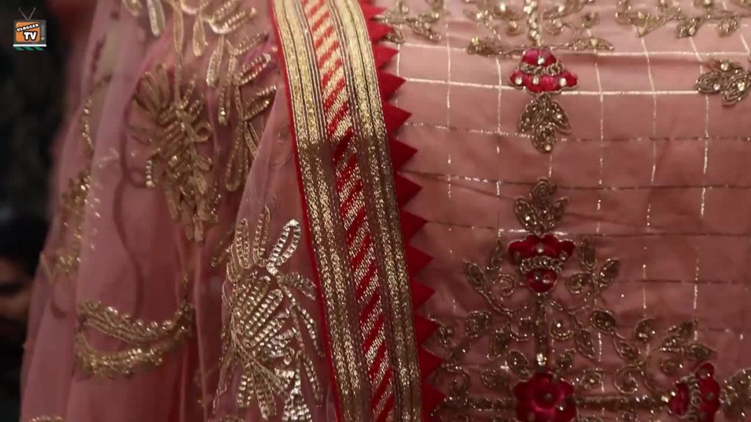 ⁣Designer Gown And Crop Top Wholesaler मात्र 150_-से गाउन+क्रॉप टॉप ख़रीदे मैन्युफ़ैक्चरर से