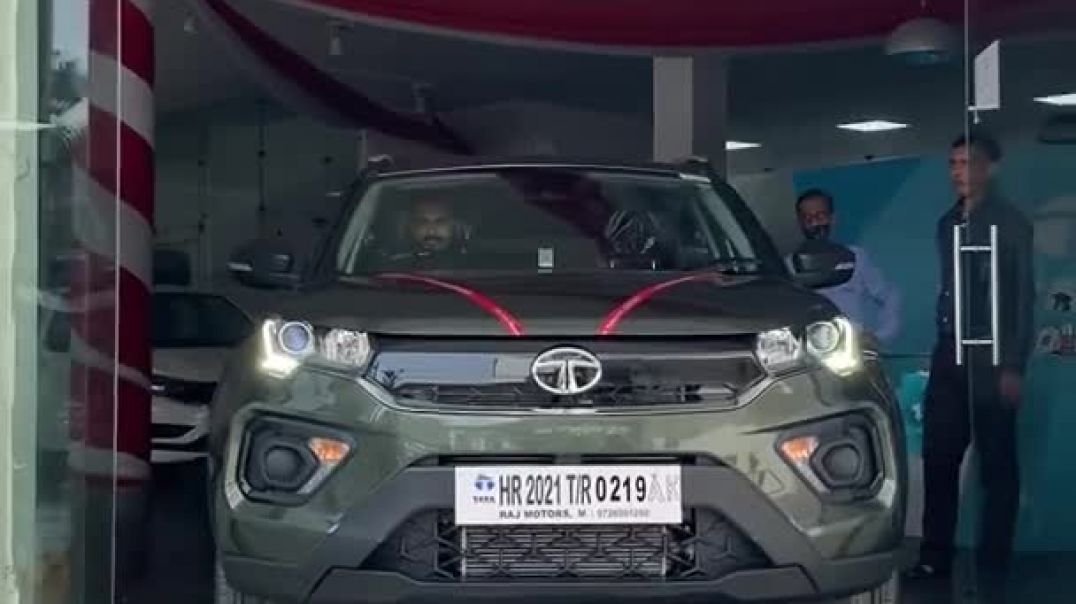 ⁣Taking Delivery of Tata Nexon XMA (S)😍 Congratulations to my Di and Jiju #YouTubeShorts #Shorts
