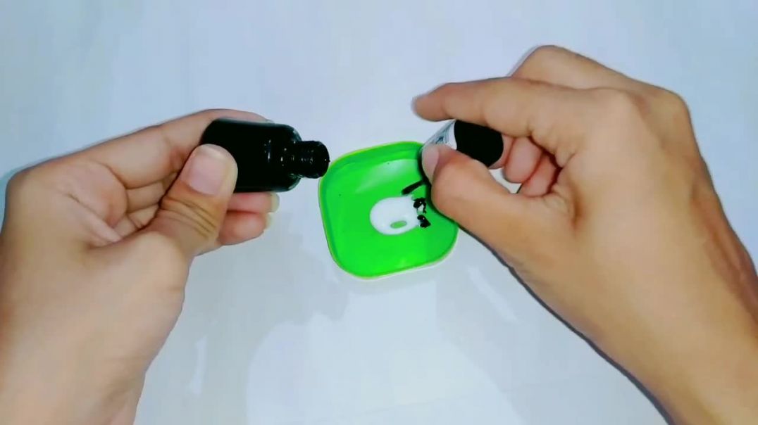 Homemade Eyelashes Glue __ How To Make Eyelashes Glue At Home