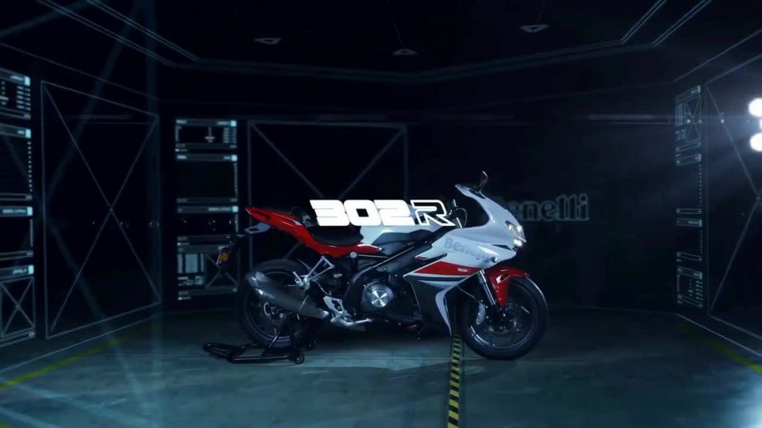 Benelli 302R New Model Vs Kawasaki Ninja 300 BS6 Detailed Comparison Ninja 300 BS6 Vs 302R