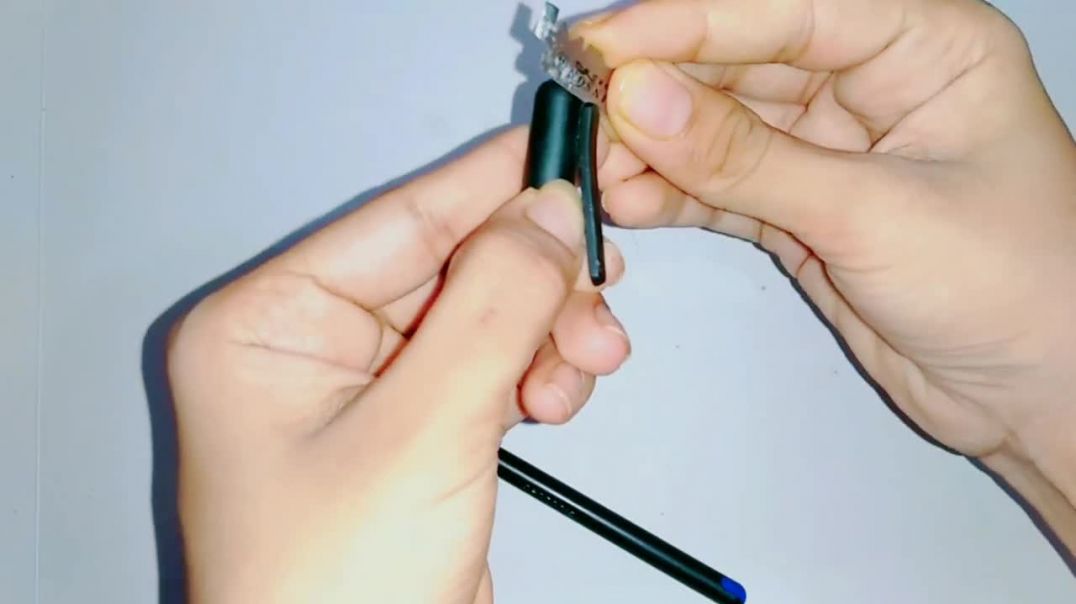 DIY Mini Capsule Lipstick __ How to Make Mini Capsule Lipstick  __Homemade Mini Capsule Lipstick __