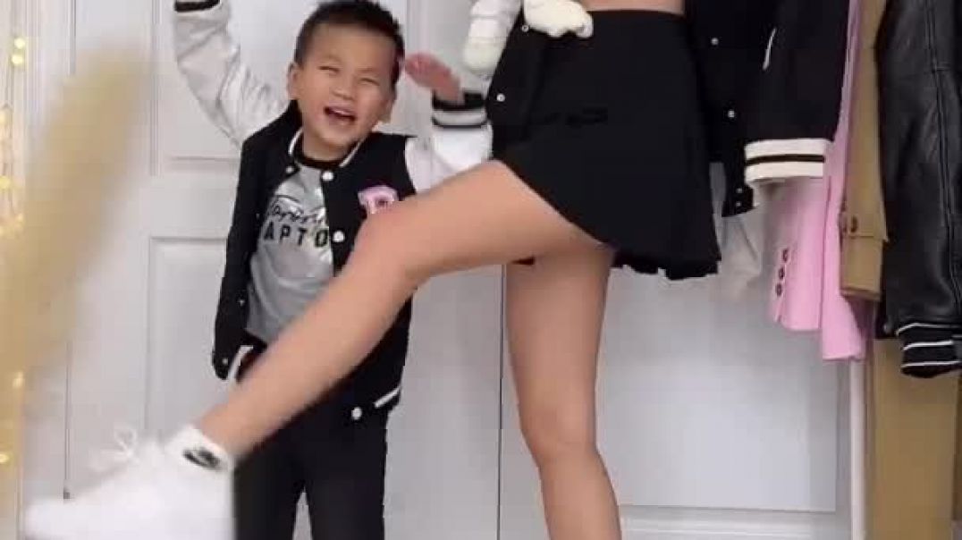 “BuT yOu’rE a MOM 😵_💫”