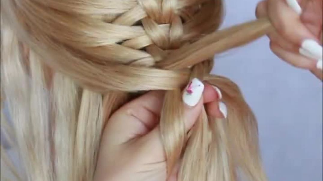 ⁣😱 New EASY hairstyle for wedding and party __ SCISSOR BRAID __ party hairstyle _ UPDO hairstyle (2)