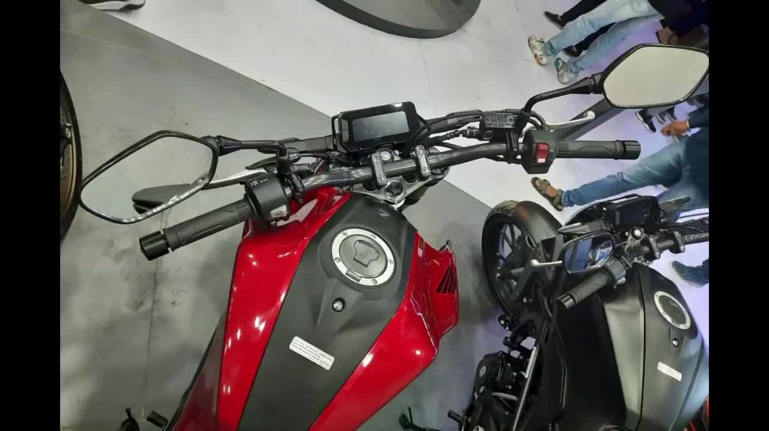 ⁣Finally, 2022 Honda CB 300R BS6 Launched, Price, Features & Changes !! Overpriced Again !!