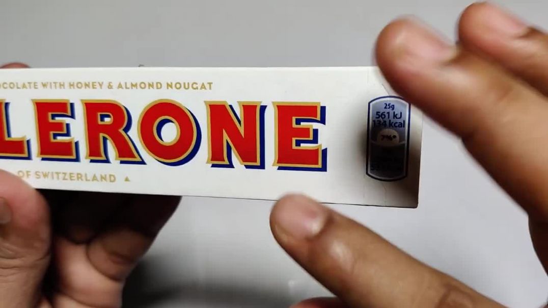 ⁣Toblerone Swiss White Chocolate With Honey