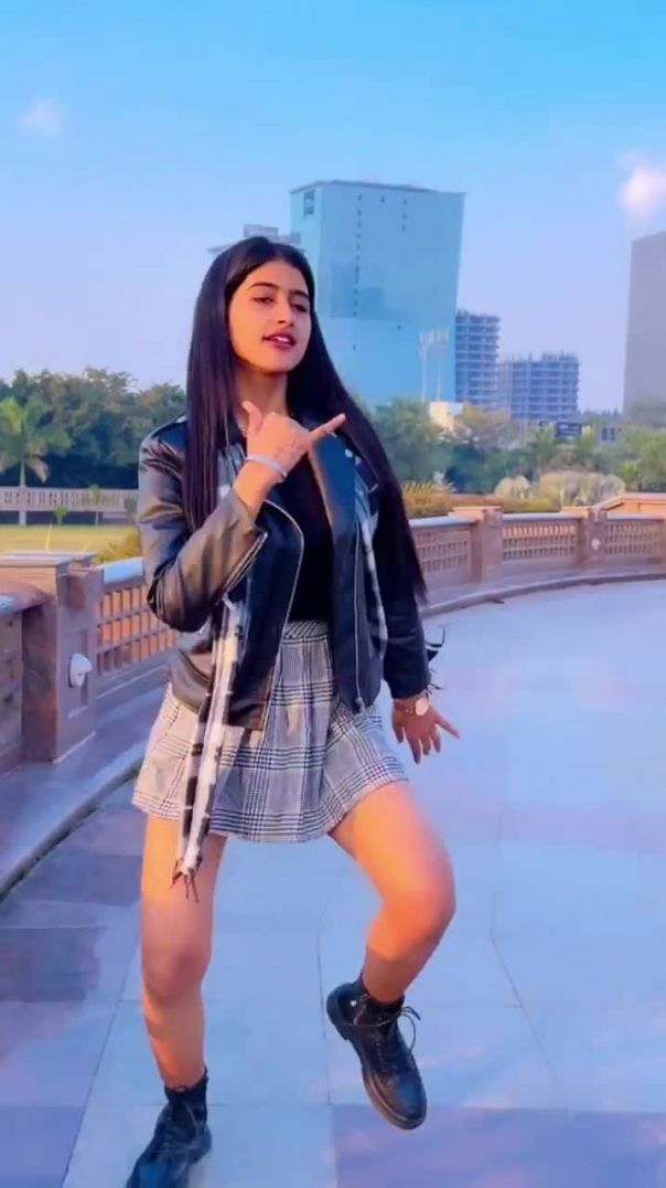 Sajauga Lutkar Bhi Tere Badan Ki Dali Ko